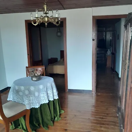 Casa En Casco Historico Tatil Evi Allariz